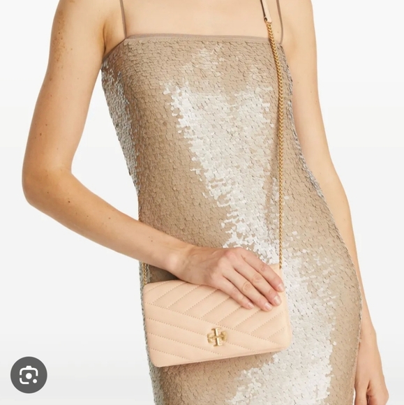 Tory Burch NWTs Kira Chevron Chain Wallet - Picture 1 of 16